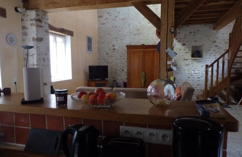 Arnouville-les-Mantes Cottage | Gite Arnouville-lès-Mantes, 3 bedrooms, 4 persons