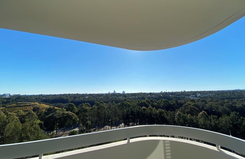 Sydney Olympic Park Apartment | Olympic Park/Excellent view/2Br/By Train/Shopping