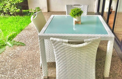 Kellyville House | Adorable 3 Br townhouse with wifi & parking