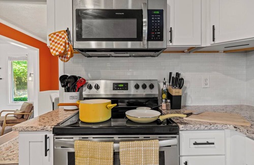 Augusta House | Hurricane Info Updated ~ Check Description ~ Pet Friendly ~ Pool