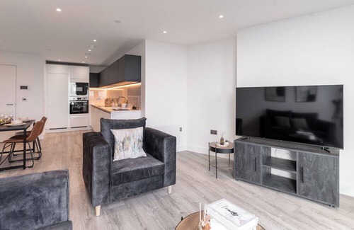 Castlefield Apartment | Experience luxury living in Manchester’s Deansgate with Staycasa Accommodations