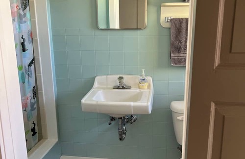 Bisbee House | Charming 1-bedroom house in beautiful Bisbee with AC, WiFi, parking, yard