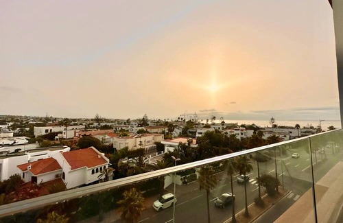 Boulevard de la Corniche Apartment | Luxury 2-bedroom apartment with WiFi, AC with Amazing View