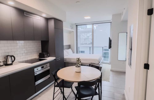 Downtown Miami Apartment | Cozy studio in lovely Miami with pool, gym, AC. Best location