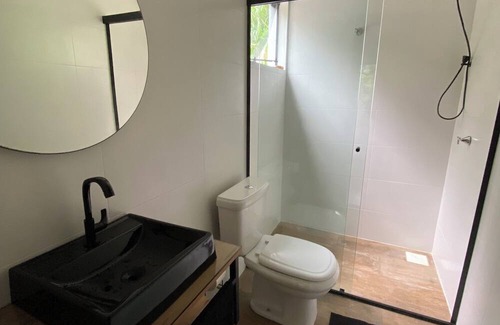 Garopaba Apartment | Apartment with kitchen in Praia da Ferrugem/SC surrounded by nature