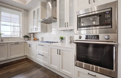 Paris Apartment | Executive 2 Bedroom Suite