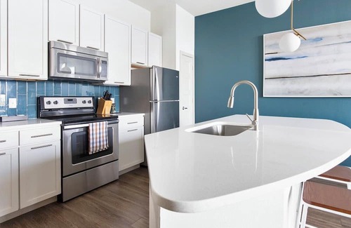 Downtown San Antonio Apartment | Barsala l Fully-furnished 1BD w/fast Wi-Fi