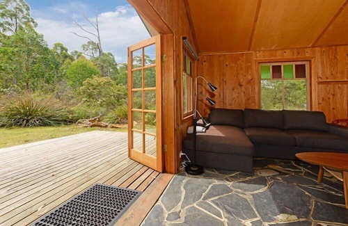 South Bruny House | Saintys Creek ~beautiful timber cottage!
