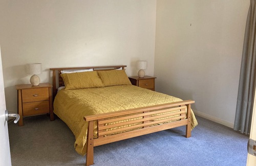 South Geelong House | BRILLIANT POSITION, IMMACULATELY MAINTAINED