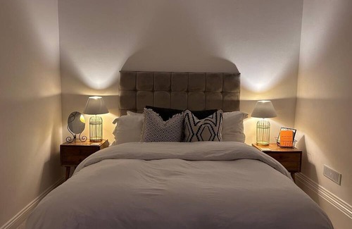 Folkestone Apartment | *New* stylish apartment in the West End of Folkestone
