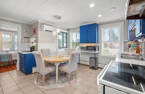 Sagamore House | Pool and Playground in Sagamore Ma