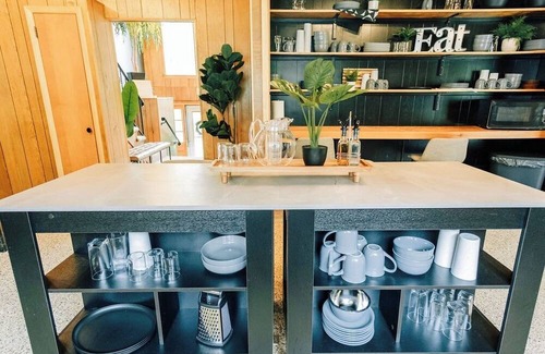 Galeton House | Canyon Creek Lodge | Riverfront, Pool + Grill