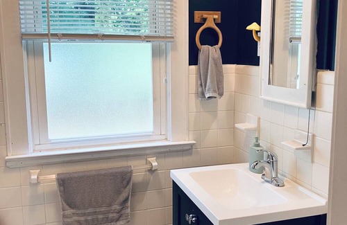 Copake Lake House | Darling Starling on Copake Lake