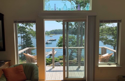 Pleasant Point House | NEW to Rental Market Aug 2024! Beautiful Waterfront Home on Pleasant Pt Harborn