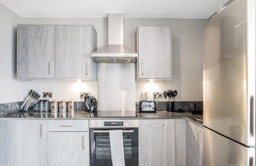 Baltic Triangle Apartment | Amazing Location*2 Bed Apartment*Sleep 4*M&S Arena