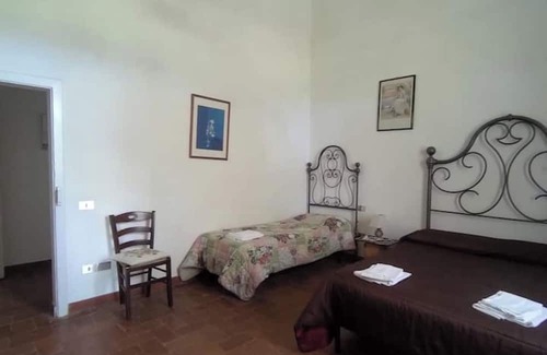 Follonica Apartment | Apartment 'Quadro' with Shared Pool, Shared Garden and Wi-Fi