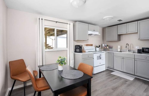 Columbus Apartment | Beulah Burrow - 2BR Apt in Northern Columbus