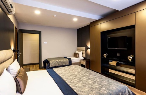 Sisli Apartment | A Palace Suites - Superior Two-Bedroom Suite