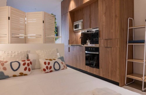 Montolivet Apartment | Designer Studio near Ruzafa