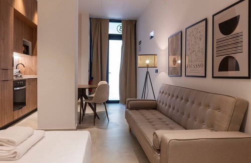 Montolivet Apartment | Designer Studio near Ruzafa