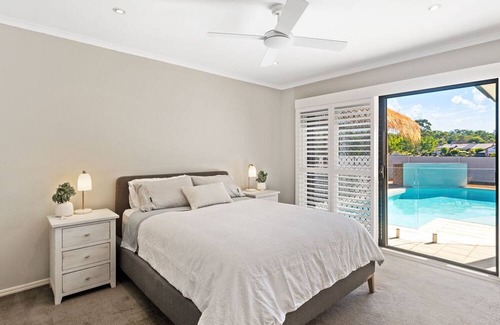 Buderim House | Resort Style 5 bedroom stunner with pool 5 minutes to Mooloolaba beach