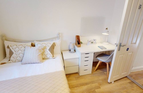 Nottingham House | 8-Bed House in Nottingham City Centre