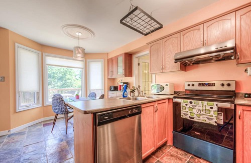 Rosemount House | 45% Off for Monthly Stay ✪ 7 Beds Home ✪ BBQ ✪ 1.5 Gb WiFi