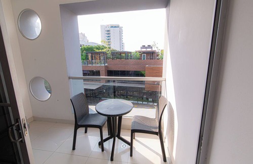 Manga Apartment | Guest Friendly 2-bedroom 2BA Apartment in brilliant Cartagena with AC, WiFi