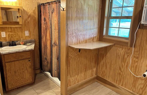 Perkinston House | Charming barn apartment located at Stonnington Farm in Perkinston.