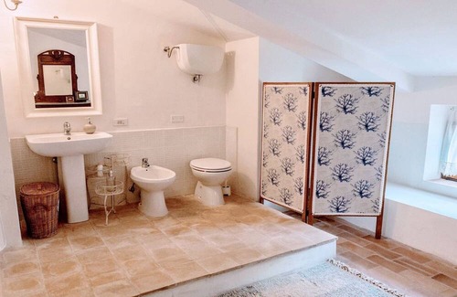 San Brizio Villa | Exc beautiful villa, pool + grounds - pool house - sleeps 12 guests