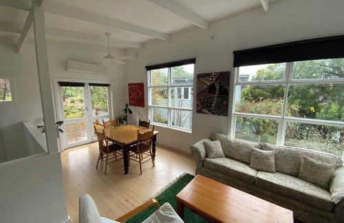 Castlemaine House | Gingell Lofthouse - A New York State of Mind - unique short stay experience