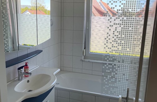 Sondelfingen Apartment | Gemütliche 3 Zimmerwohnung. 2-5 Personen, Haustiere Erlaubt