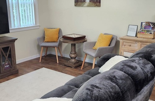 Lecanto House | Quiet 1 bedroom close to everything but off the main road. Pet friendly.