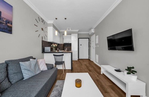 Mokotow Apartment | Mokotów Apartment - Park, Metro & Shops nearby - by Rentujemy