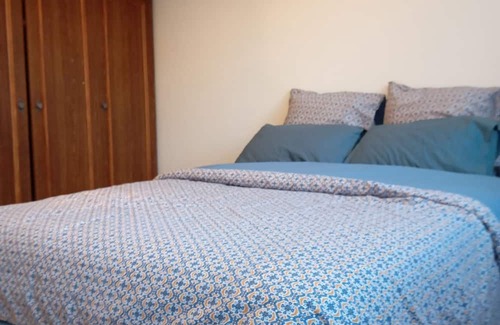 Carrieres-sous-Poissy Apartment | The People of Grass Flat