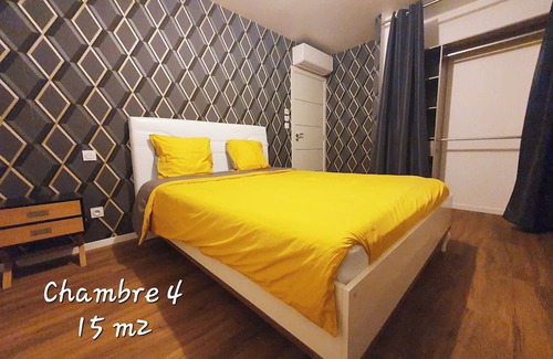 Pont-du-Chateau Villa | Profitez D'un Séjour Inoubliable Dans une Villa Spacieuse et Bien Équipée