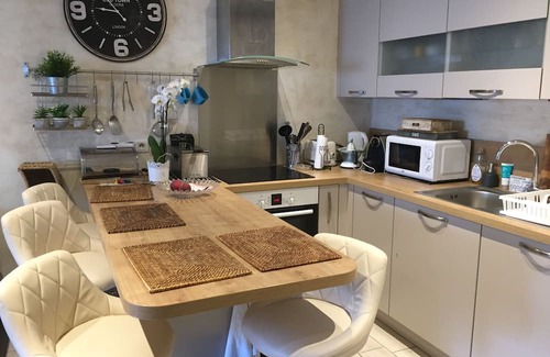 Roquebilliere Apartment | Beau 4P Résidence de Standing Avec Piscine