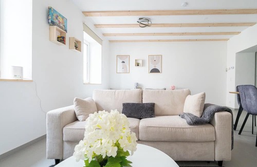 Mautern an der Donau Apartment | Wachau Family Oasis | 60m² | Garden Paradise