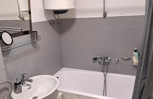 Rijeka Apartment | Two bedroom apartment with balcony Rijeka (A-23246-a)