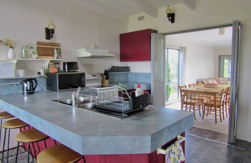 Tenby Point Cottage | The Tenby Cottage with Bay Views, Backing onto Scenic Paddock, Cozy Retreat