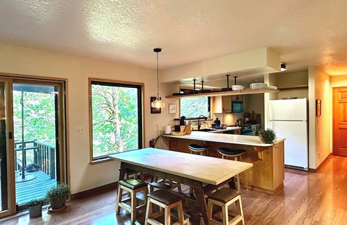 Tillamook Cabin | Private waterfall, 3 acres of forest, 400ft of Wilson River, with music & coffee