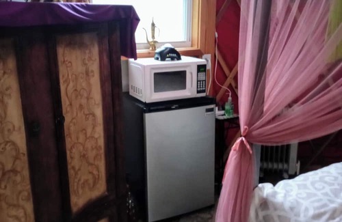 Rutherfordton Cabin | Exotic Glamping-Yurt Style; 10 minutes from Lake Lure!