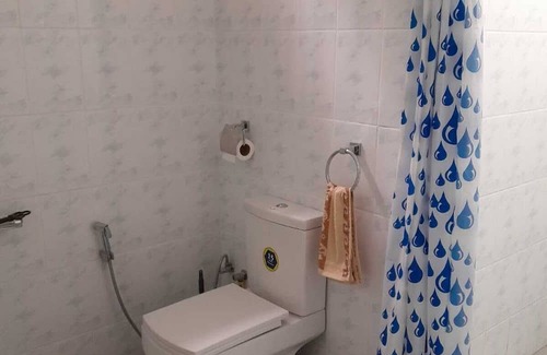 Naula House | A cozy bungalow on a mountain with a majestic view!