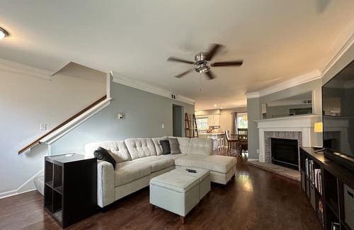 Douglass Hills House | Easy interstate access puts you anywhere in Louisville within 15 minutes.