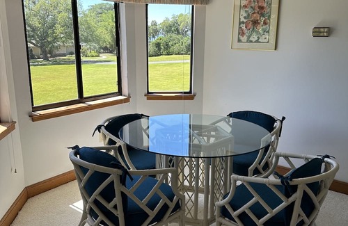 Tavares Cottage | Cottage On Private Estate - Central Florida Gorgeous Sunsets-Privacy-Convenient