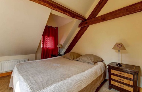 Raizeux House | Homerez - Spacious house for 8 ppl. with hammam and terrace at Raizeux