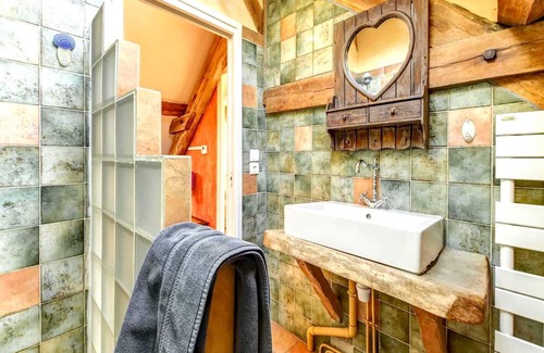 Raizeux House | Homerez - Spacious house for 8 ppl. with hammam and terrace at Raizeux