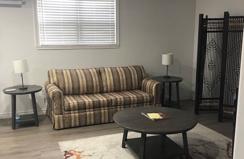 New Waterford Apartment | LOVELY TWO Year Old APARTMENT OCEAN VIEW TWO MINUTES WALK TO THE Ocean, & PARKS