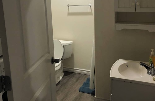 New Waterford Apartment | LOVELY TWO Year Old APARTMENT OCEAN VIEW TWO MINUTES WALK TO THE Ocean, & PARKS