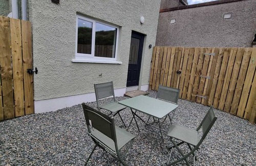 Castlerock House | New to 2024 Cosy Beach Home